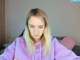 Freechat rousereedd on CamSoda