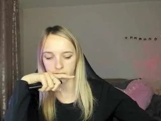 Freechat rousereedd on CamSoda