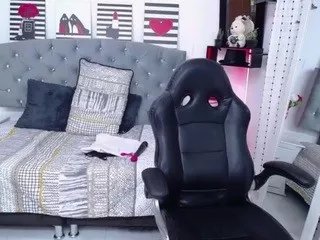 Offline salomecastro99 on CamSoda