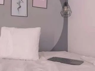 Offline sarita-duque on CamSoda