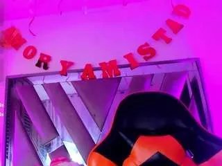 Freechat scarlethit on CamSoda