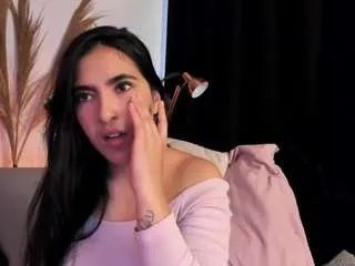 Offline serenity-day-777 on CamSoda