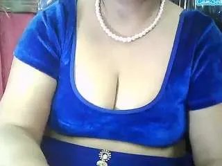 Offline sexysapna on CamSoda