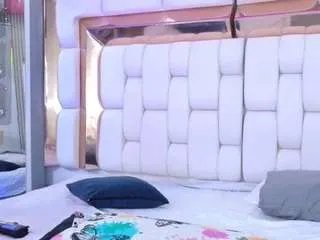 Offline sexysistter on CamSoda