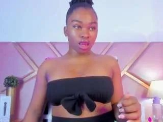 Offline sophiiesinclair on CamSoda