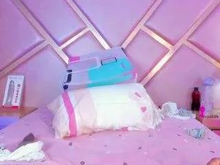 Offline sophiiesinclair on CamSoda