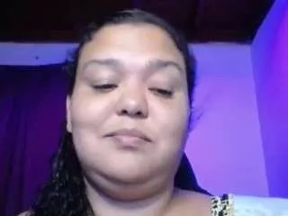 Offline star-red-cams on CamSoda