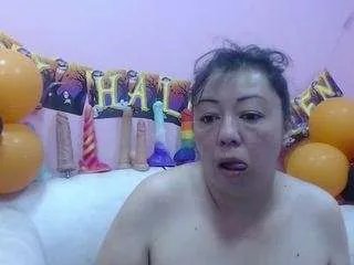 Offline suckerdrool on CamSoda