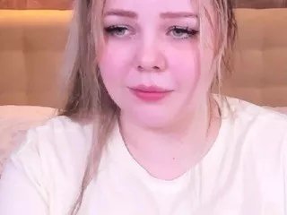 Offline toricat on CamSoda