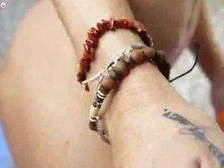 Offline trophymilf on CamSoda