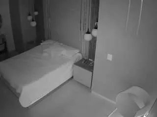 Offline voyeurcam-casa-salsa-bedroom-10 on CamSoda