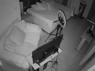 Offline voyeurcam-casa-salsa-bedroom-11 on CamSoda