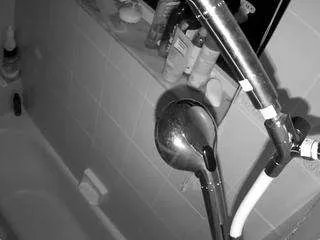 Offline voyeurcam-charleys-bathroom on CamSoda