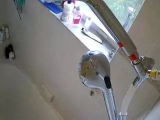 Offline voyeurcam-charleys-bathroom on CamSoda