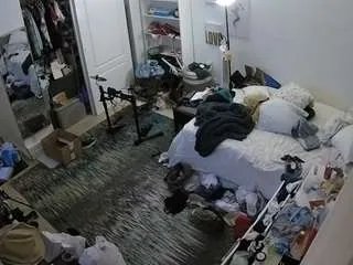 Freechat voyeurcam-hornyhostel-02 on CamSoda