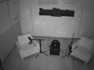 Offline voyeurcam-jb-podcast on CamSoda