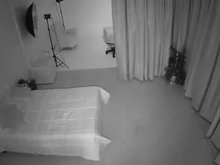 Freechat voyeurcam-jb-porno-room-2 on CamSoda