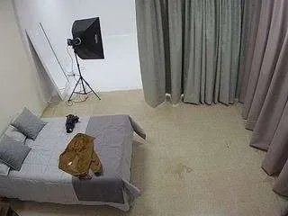 Freechat voyeurcam-jb-porno-room-2 on CamSoda