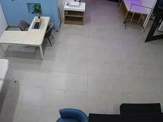 Offline voyeurcam-jb-room-3 on CamSoda