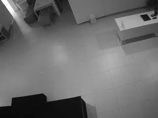 Freechat voyeurcam-jb-room-6 on CamSoda