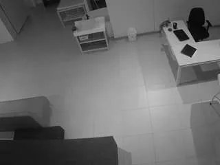 Freechat voyeurcam-jb-room-6 on CamSoda