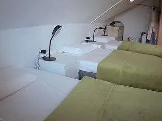 Offline voyeurcam-julmodels-bed-4 on CamSoda