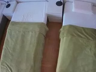 Offline voyeurcam-julmodels-bed-5 on CamSoda