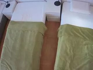 Offline voyeurcam-julmodels-bed-5 on CamSoda