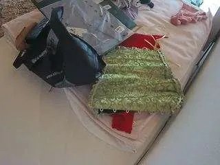 Offline voyeurcam-julmodels-whitebed-1 on CamSoda