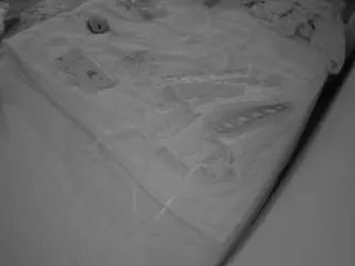 Offline voyeurcam-julmodels-whitebed-1 on CamSoda