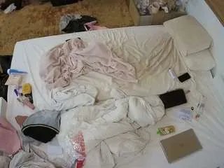 Offline voyeurcam-julmodels-whitebed-3 on CamSoda