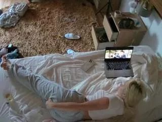 Offline voyeurcam-julmodels-whitebed-3 on CamSoda