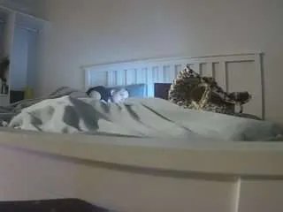 Offline voyeurcam-sexy-little-ana-01 on CamSoda