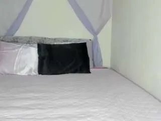 Offline yasminayazzie on CamSoda