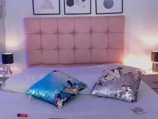 Offline zoe-jones13 on CamSoda