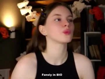 Freechat aislyfarran on Chaturbate