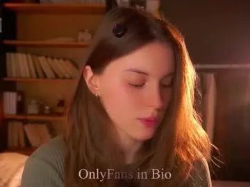 Freechat aislyfarran on Chaturbate