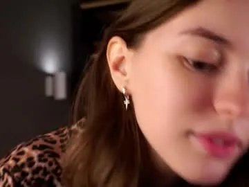 Freechat aislyfarran on Chaturbate