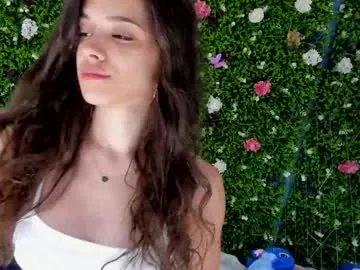 Freechat babyaylin on Chaturbate