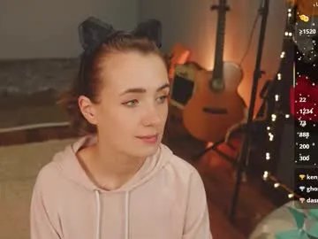 Freechat bananya_kitty on Chaturbate