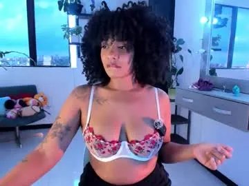 Freechat bronzetease on Chaturbate
