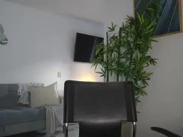 Private canelasungirl on Chaturbate