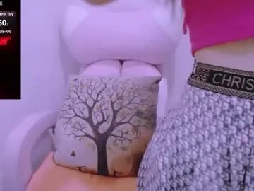 Freechat cherriana on Chaturbate