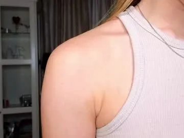 Freechat cute_fox_girl on Chaturbate