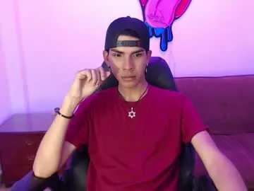 Freechat david_925_ on Chaturbate