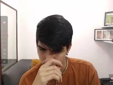 Freechat david_925_ on Chaturbate