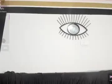 Freechat emilygomezz on Chaturbate