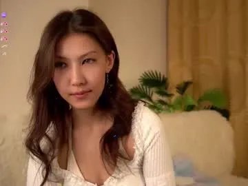 Freechat fallingflower on Chaturbate