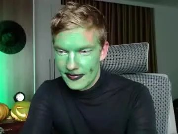 Freechat hercules__ on Chaturbate