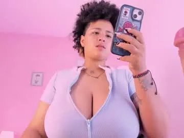 Freechat liaamoretzz on Chaturbate